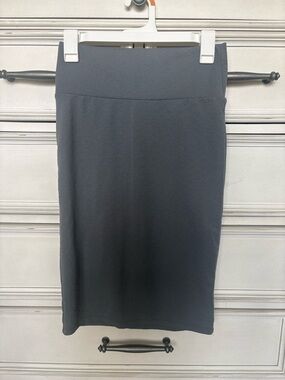 LuLaRoe Black Pencil Skirt - Sleek Stretch